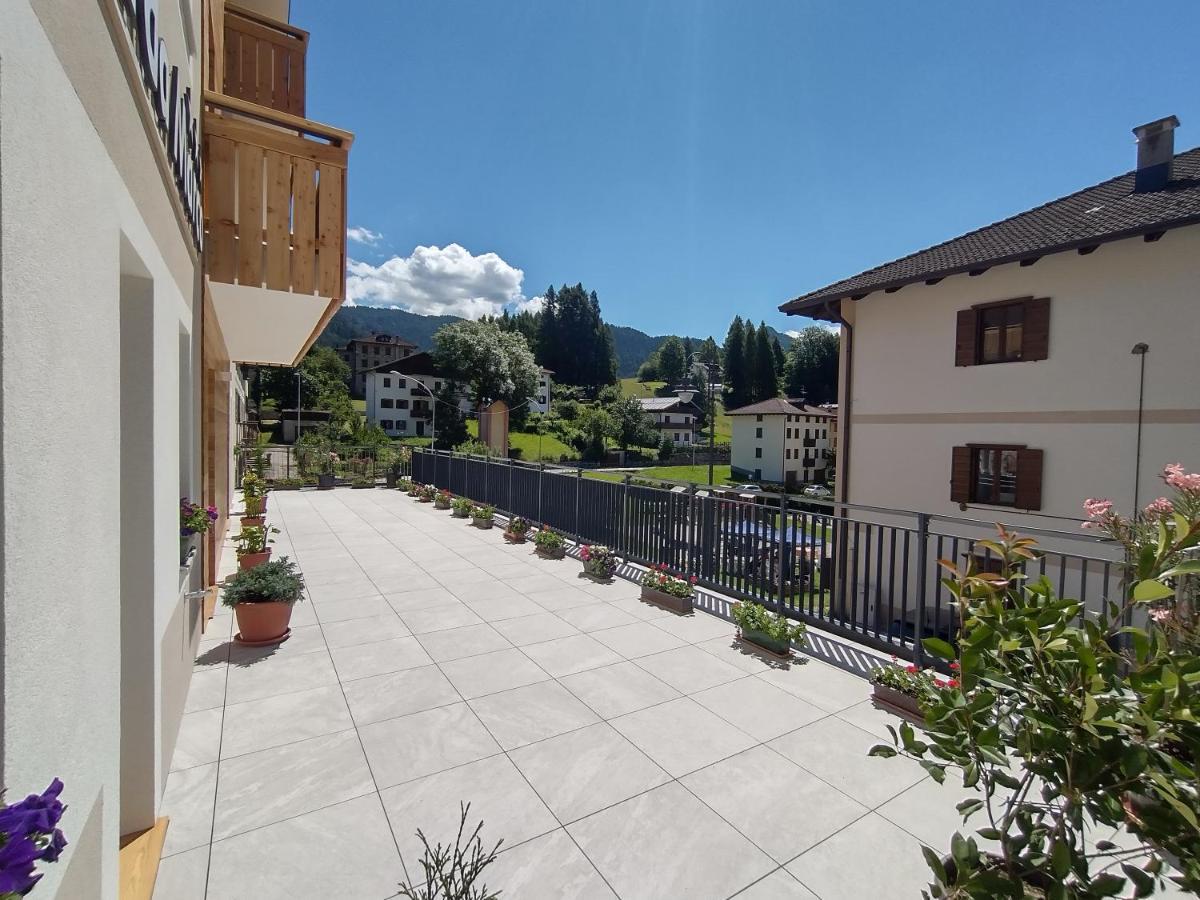 Hotel Da Marco Vigo di Cadore Exterior photo